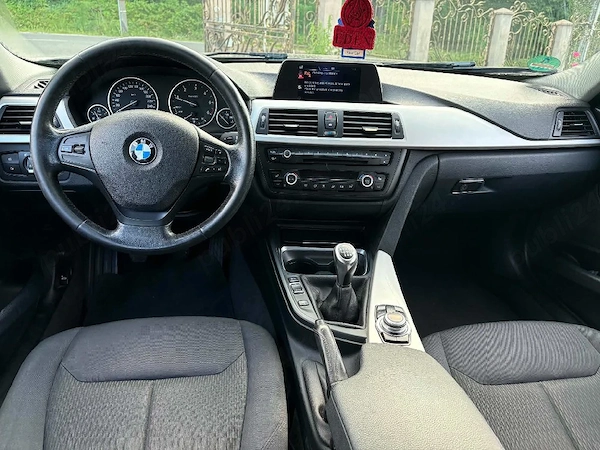 BMW 3 Series 2015 — imagine 5