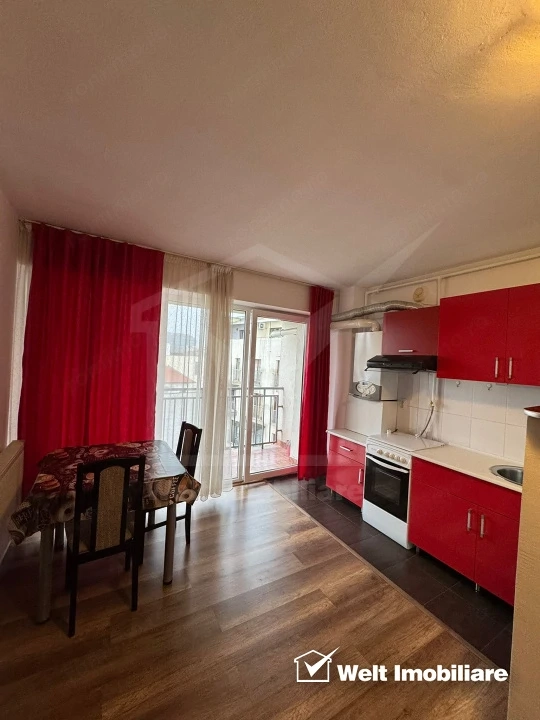 Apartament modern, zona centrala, etaj intermediar, lift — fotografia 1