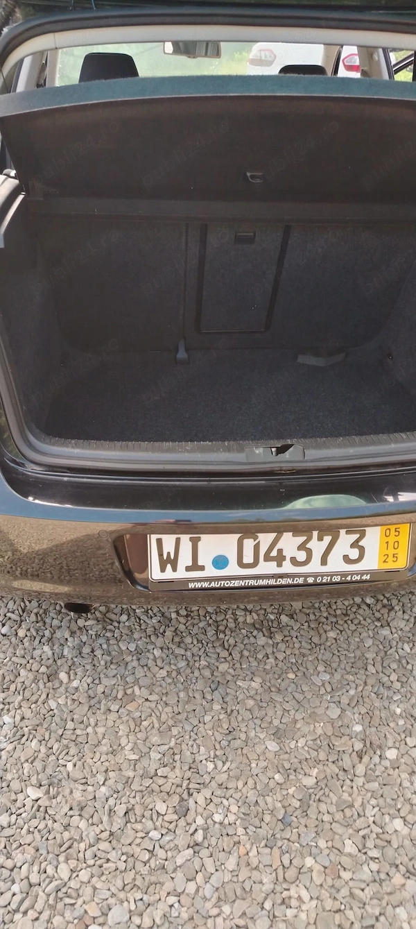 VOLKSWAGEN Golf 2012 — imagine 2