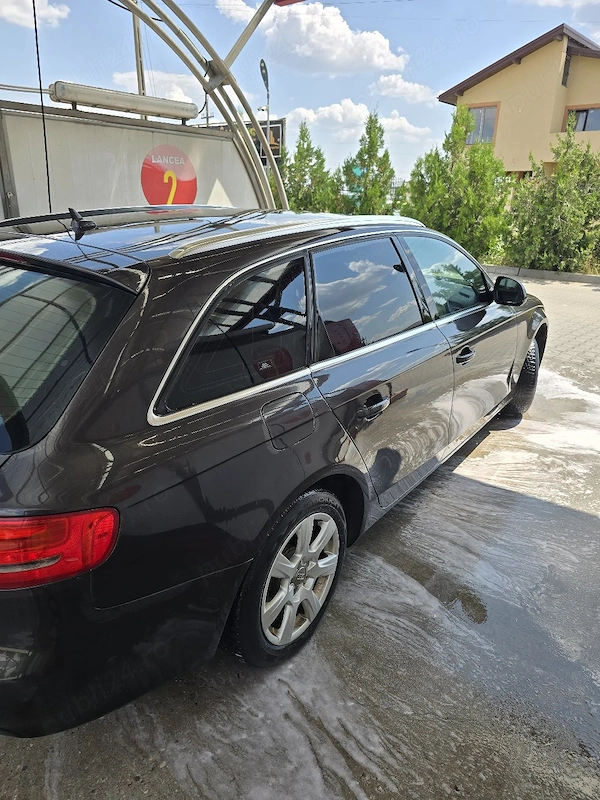 AUDI A4 2009 — imagine 7