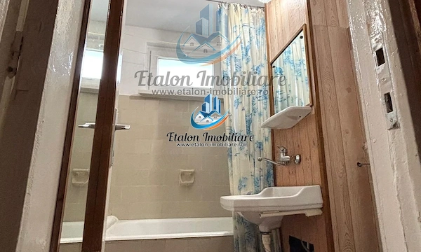 Apartament 2 camere decomandat, zona centrala Muzeu, Piatra Neamt — fotografia 3