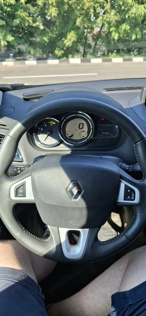 RENAULT Megane 2012 — imagine 7