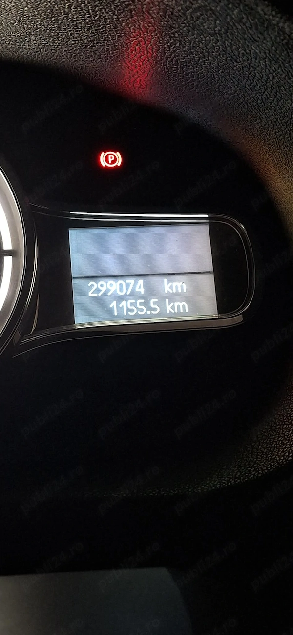 RENAULT Megane 2012 — imagine 9