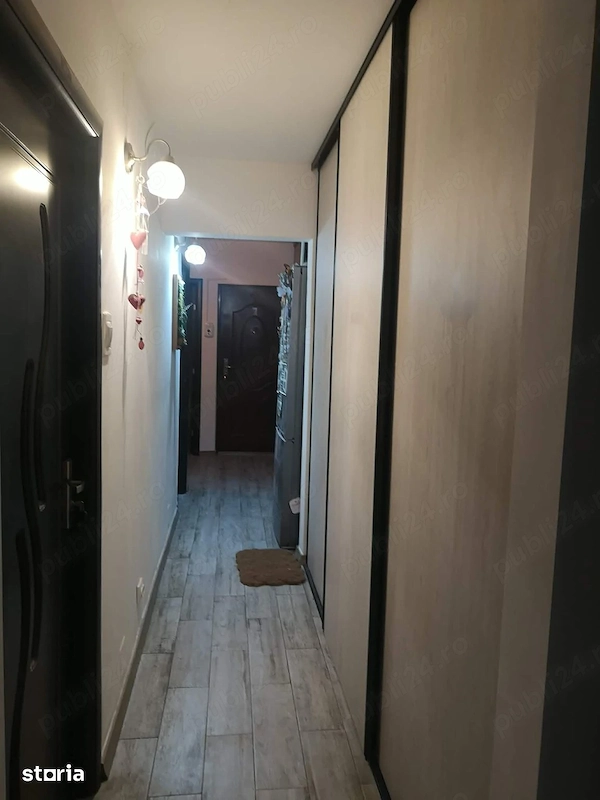 Apartament confort 1 cu trei camere — fotografia 3