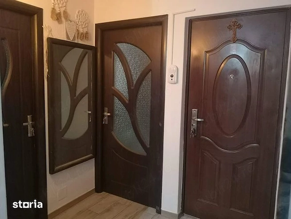 Apartament confort 1 cu trei camere — fotografia 1