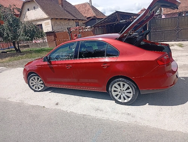 SEAT Toledo 2016 — imagine 5