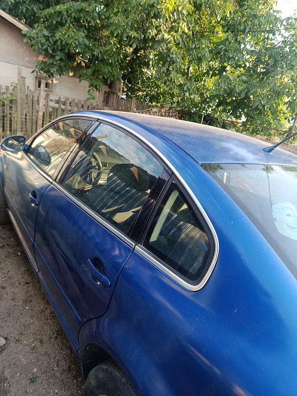 VOLKSWAGEN Passat 2003 — imagine 2