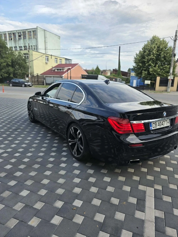 BMW 7 Series 2010 — imagine 3