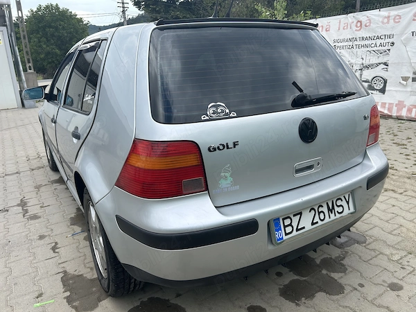 VOLKSWAGEN Golf 2002 — imagine 4