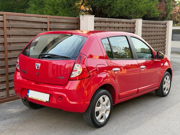 DACIA Sandero 2010 — imagine 4