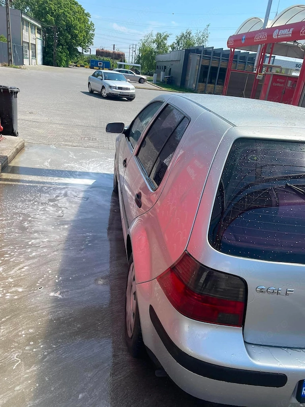 VOLKSWAGEN Golf 2002 — imagine 5