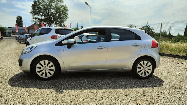 KIA Rio 2012 — imagine 3