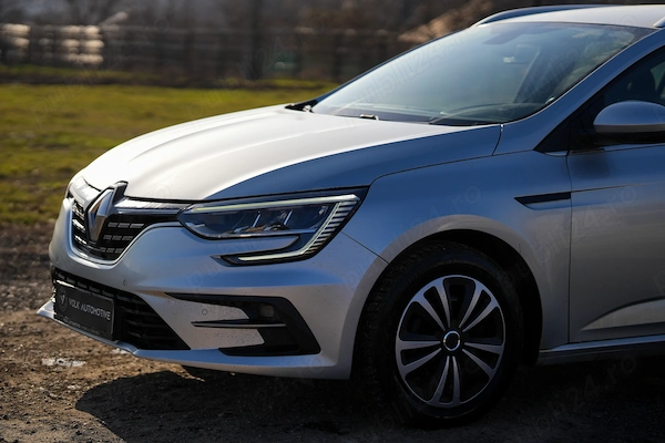 RENAULT Megane 2022 — imagine 18