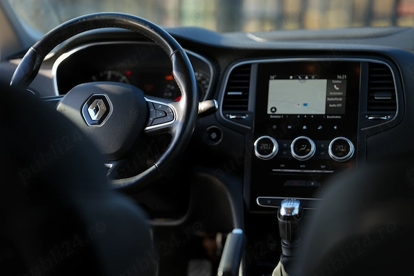 RENAULT Megane 2022 — imagine 17