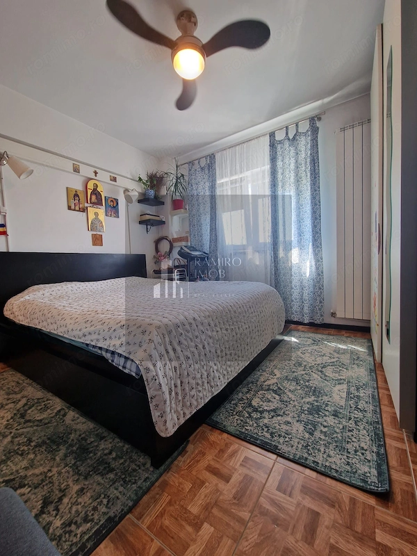 Apartament 4 camere Huedin/Piata Resita/2 locuri parcare/1982 Sector 4 — fotografia 1