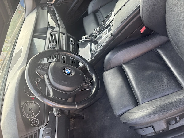 BMW 5 Series 2013 — imagine 4