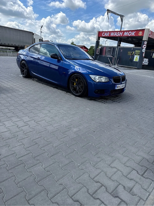 BMW 3 Series 2011 — imagine 2