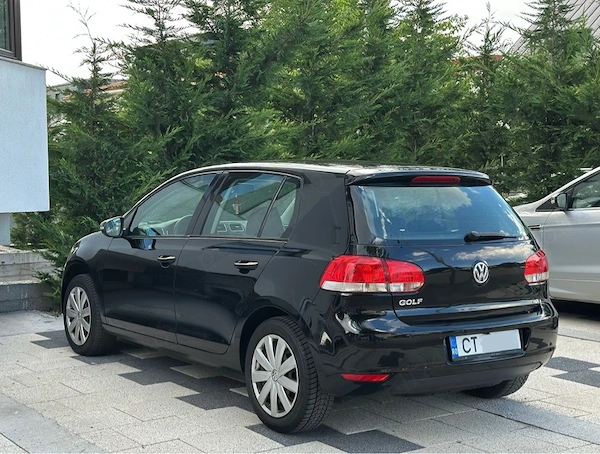 VOLKSWAGEN Golf 2011 — imagine 2