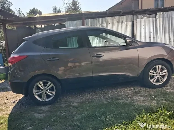 HYUNDAI ix35 2011 — imagine 4