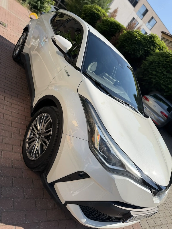 Toyota C-HR 2021 Full Hybrid 2.0, 184 cp Full Options ALB METALIZAT