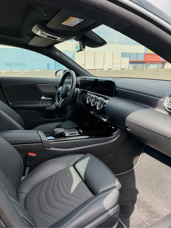 MERCEDES-BENZ A-Class 2023 — imagine 5