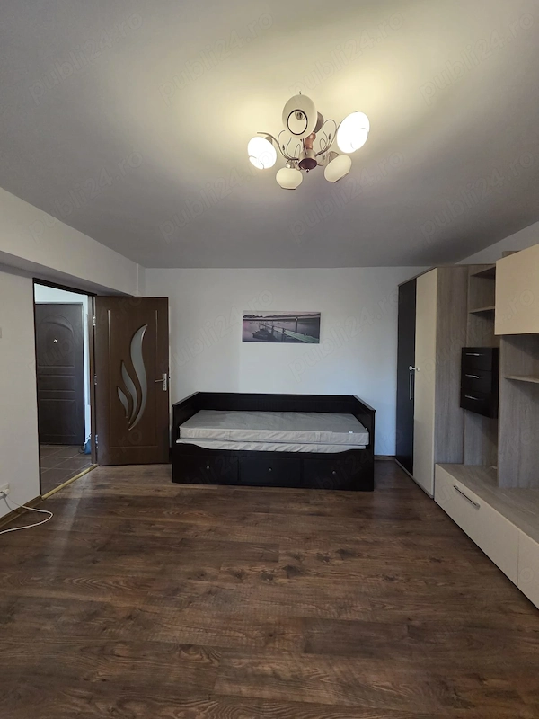 Inchiriere apartament 1 Cam. cf.1 decomandat mobilat si utilat in Zona Garii str. I.C Bratianu — fotografia 1