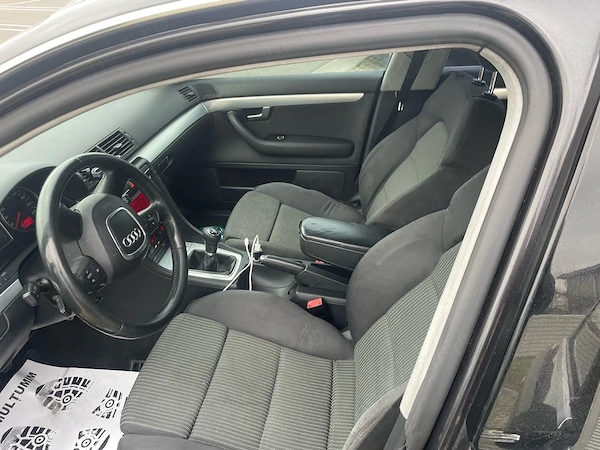 AUDI A4 2008