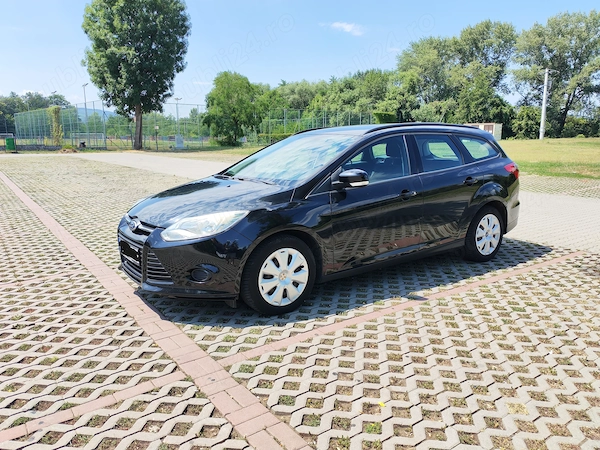 FORD Focus 2012 — imagine 5