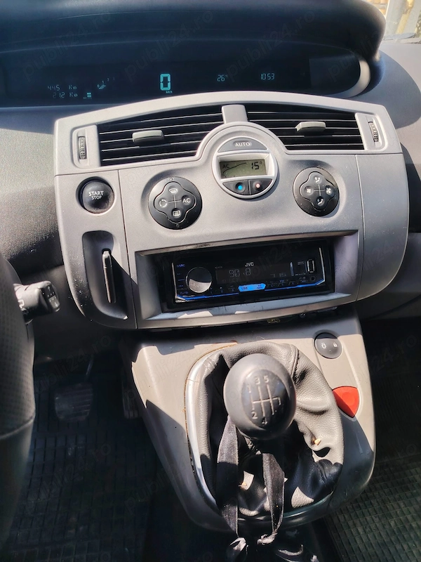 RENAULT Scenic