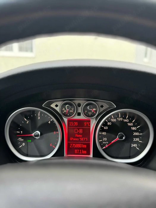 FORD Focus 2010 — imagine 7