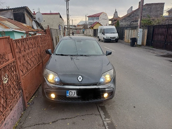 RENAULT Laguna 2010 — imagine 5