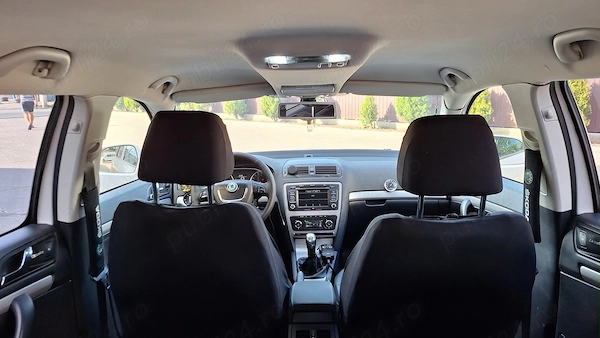SKODA Octavia 2010 — imagine 5