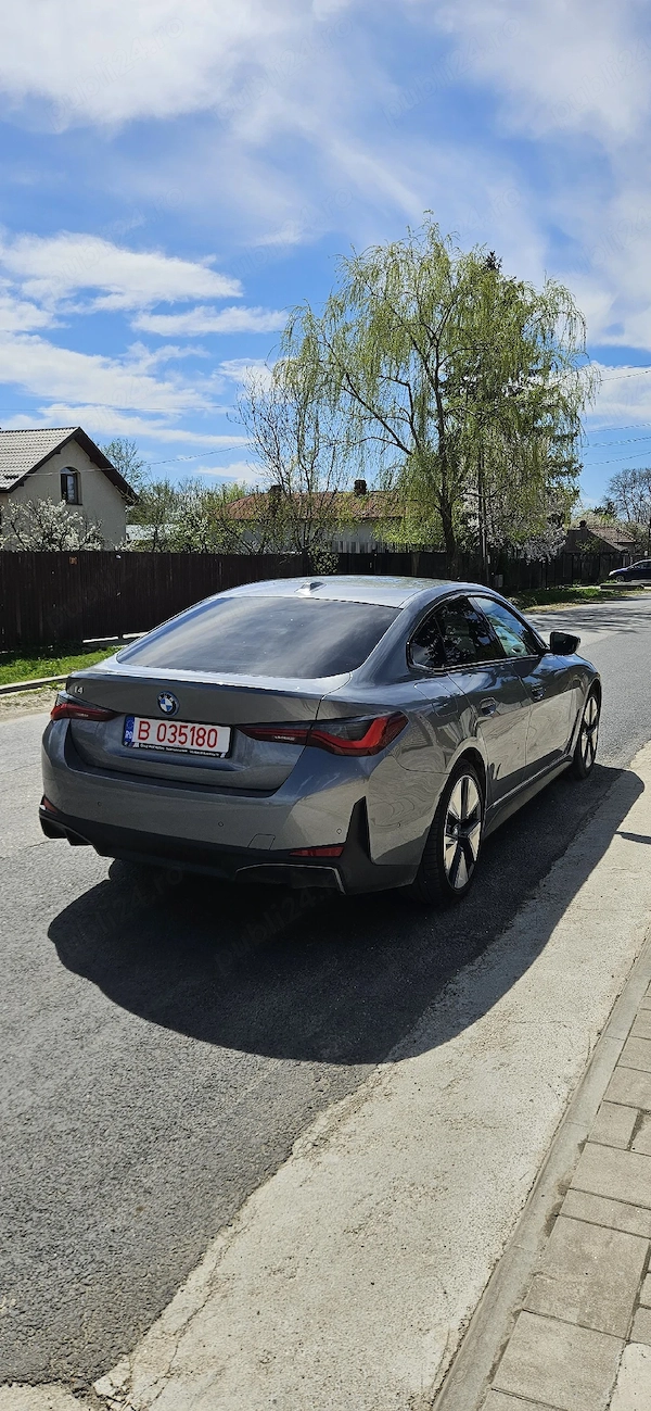 BMW i4 2024 — imagine 4