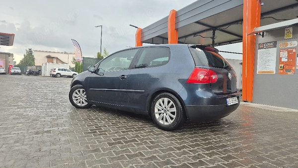 VOLKSWAGEN Golf 2005 — imagine 5