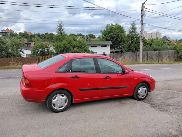 FORD Focus 2001 — imagine 3