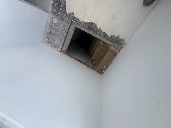 Închiriez apartament cu trei camere în Ștei — fotografia 3