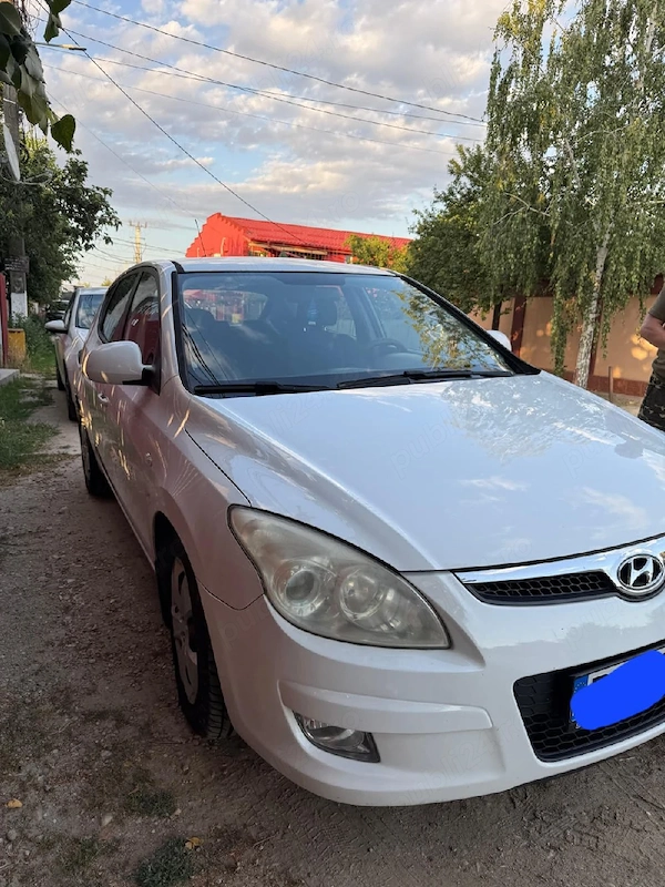 HYUNDAI i30 2009