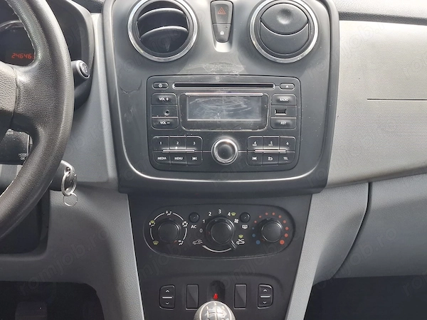 DACIA Logan 2014 — imagine 5