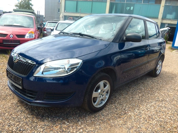 SKODA Fabia 2011