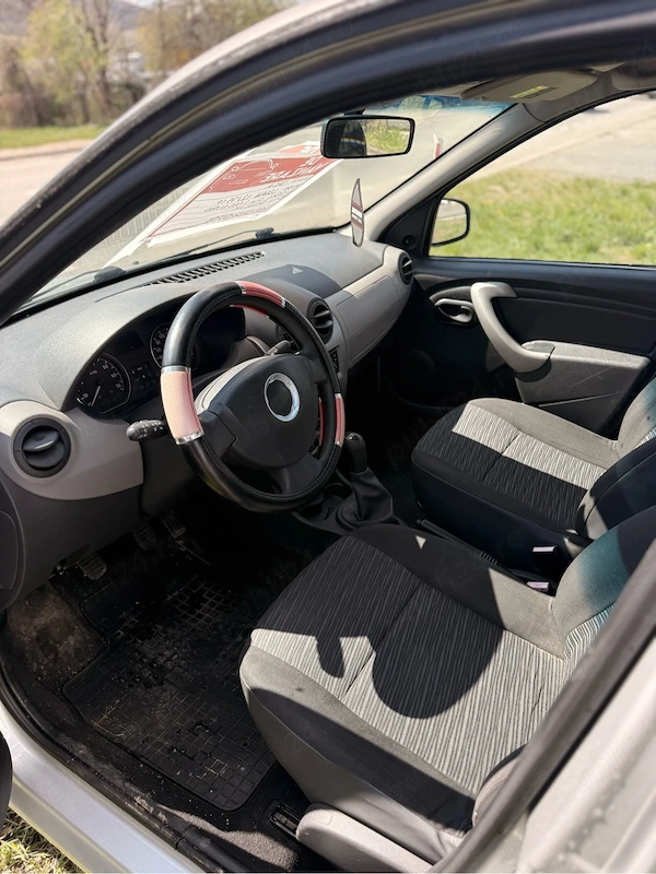 DACIA Logan 2012 — imagine 5