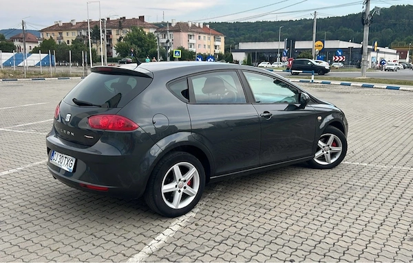 SEAT Leon 2011 — imagine 2
