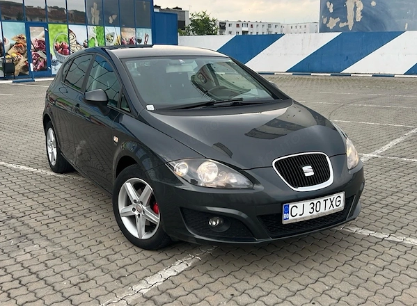 SEAT Leon 2011 — imagine 3