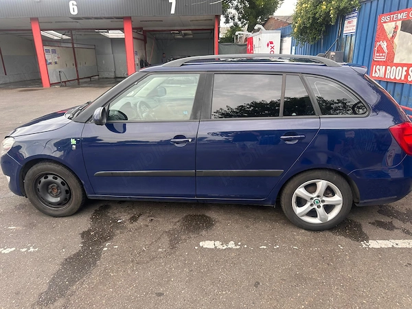 SKODA Fabia 2012 — imagine 5