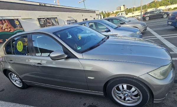 BMW 3 Series 2011 — imagine 9