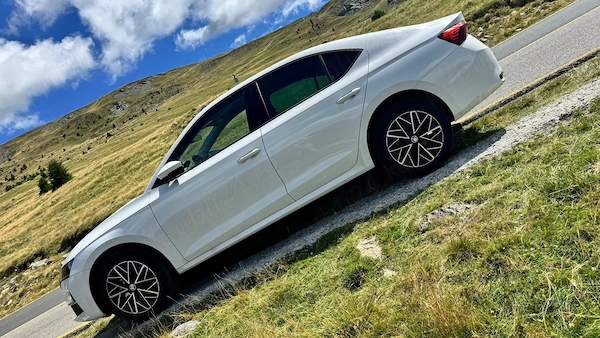 SKODA Octavia 2024 — imagine 3