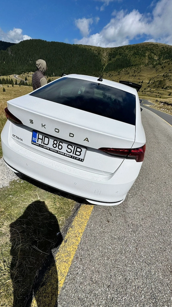 SKODA Octavia 2024 — imagine 4