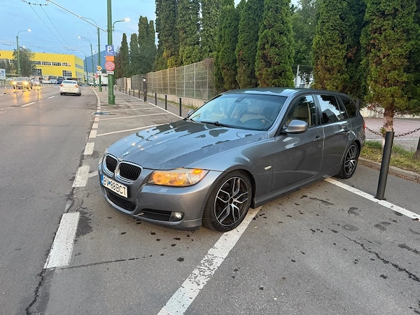 BMW 3 Series 2009 — imagine 5