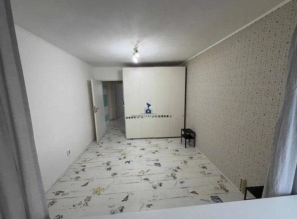 Inchiriere Apartament 3 Camere Semidecomandat Berceni-Gh.Tache — fotografia 1
