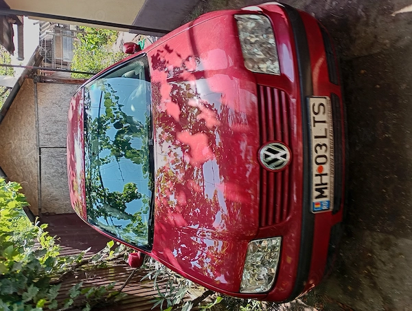 VOLKSWAGEN Bora