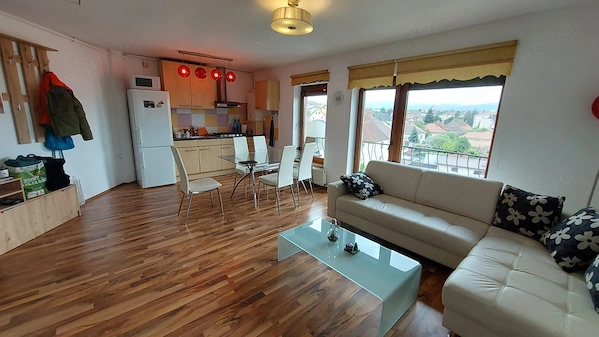 Apartament 3 camere zona Strand — fotografia 1